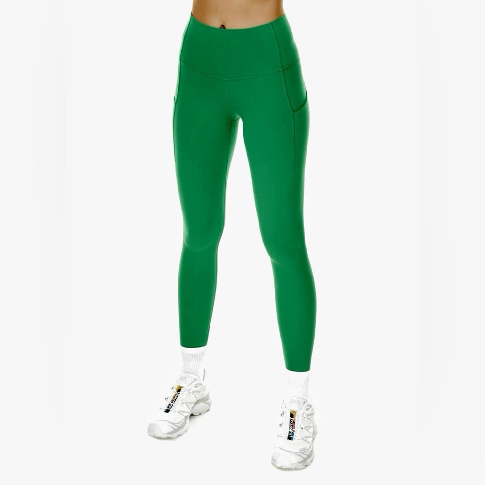 TnAction Cheeky Pocket Hi-Rise
 Leggings
